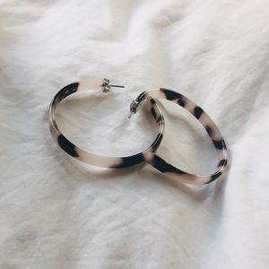 Audrey Hoop Earrings